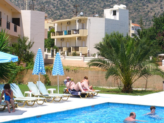 dimitris3-apartman-utazas-gorogorszag-keletkreta-tengerparti-nyaralas-andromedatravel