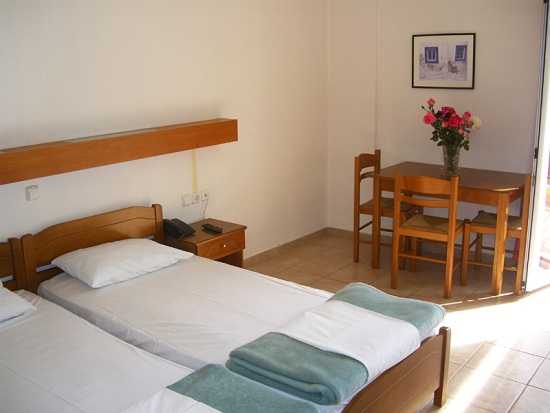 dimitris4-apartman-utazas-gorogorszag-keletkreta-tengerparti-nyaralas-andromedatravel