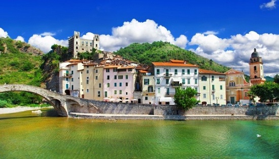 4utazas-franciariviera-olaszliguria-korutazas-andromeda-travel-dolceacqua